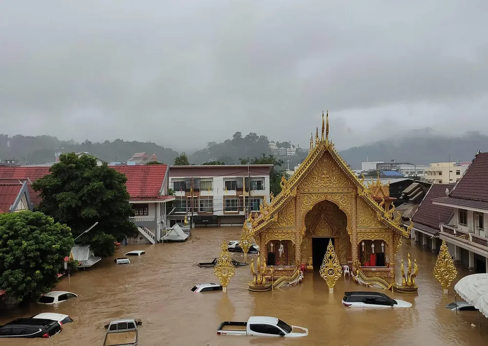 INUNDACIONES-TAILANDIA-CDN.jpg
