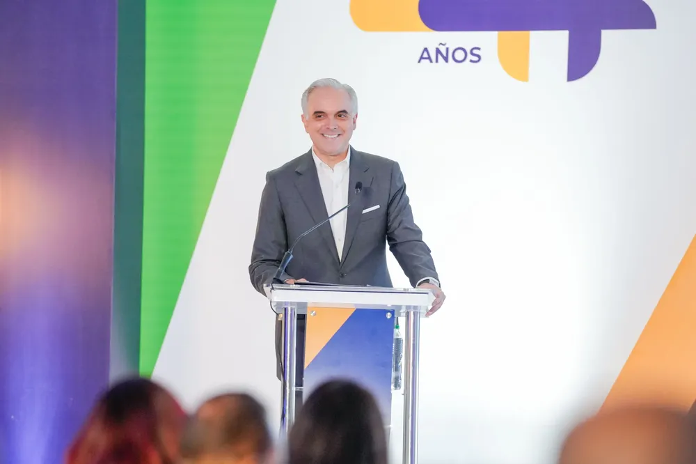 Luis Miguel de Camps, ministro de trabajo