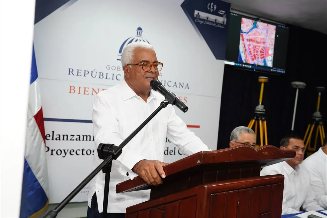 🏡 ¡Seguridad y Esperanza para 2,650 Familias de Haina!Por disposición del presidente Luis Abina