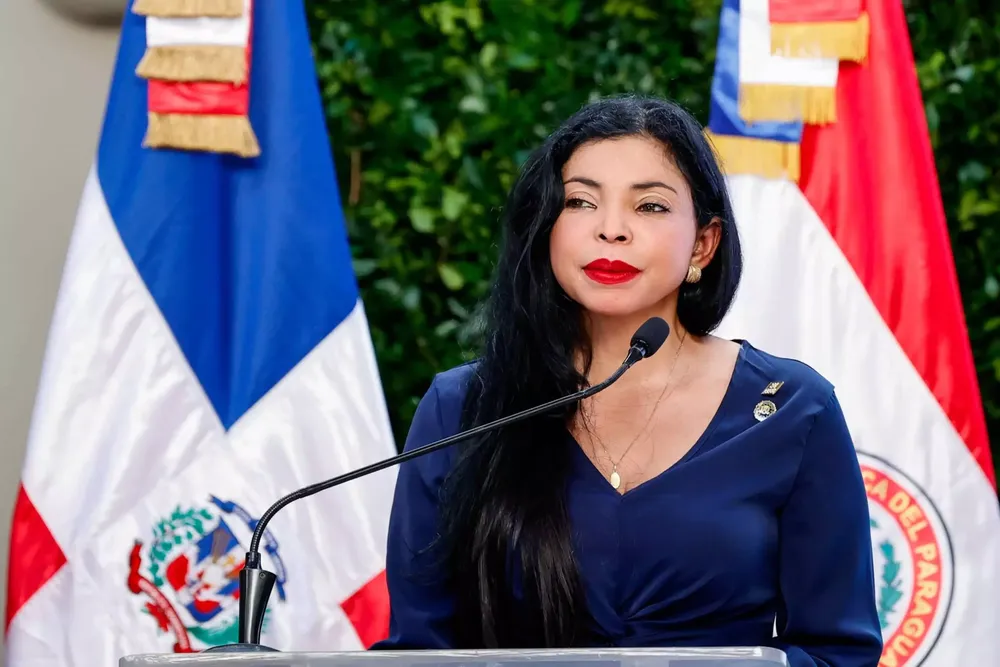 lo-que-advierte-yeni-berenice-sobre-los-pedofilos-y-el-turismo-sexual-scaled