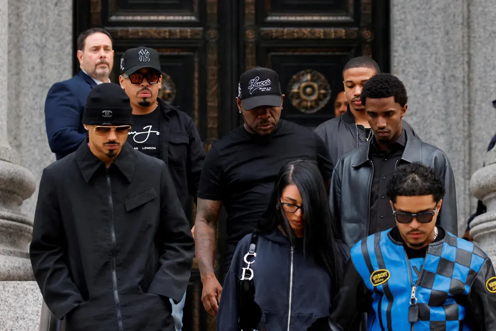 2024-09-18T235513Z_1585006437_RC2A3AADPSG6_RTRMADP_3_PEOPLE-SEAN-COMBS-CHARGES