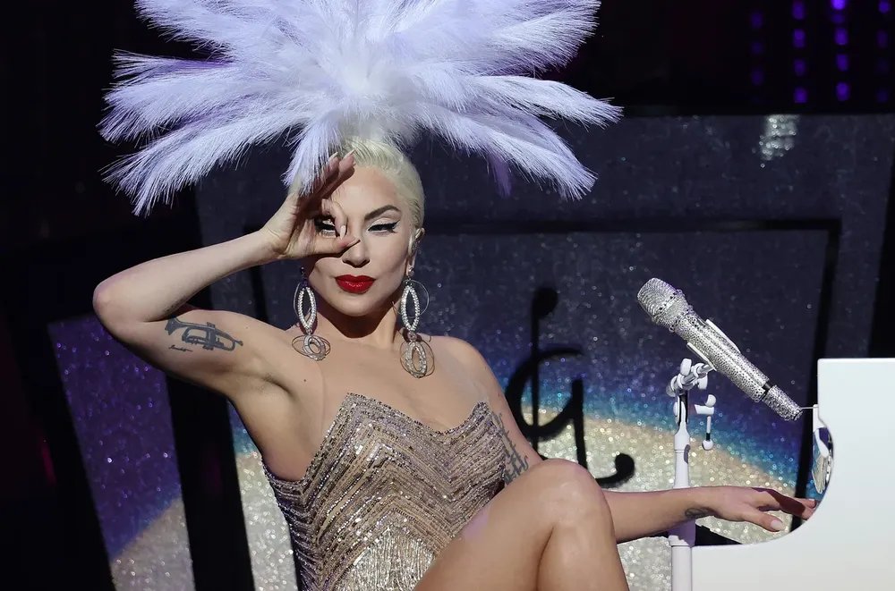 LADY-GAGA-JAZZ-PIANO-Park-MGM-in-Las-Vegas-billboard-espanol-1548