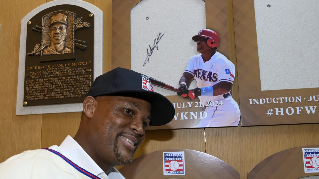 Adrian-Beltre-Salon-de-la-Fama-e1721576011663