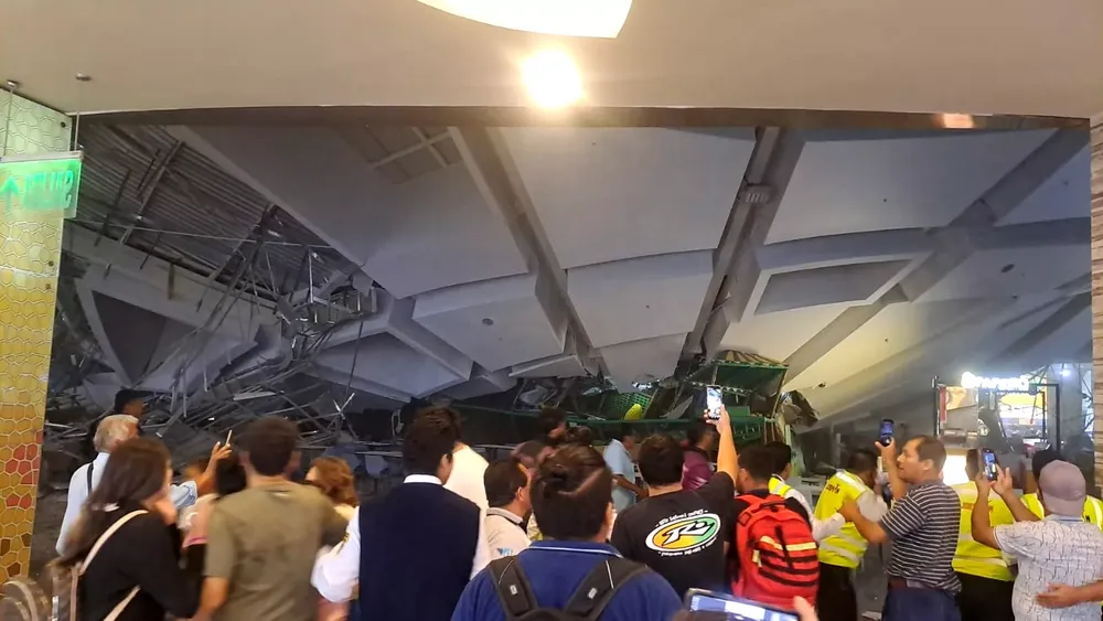 Se-desploma-centro-comercial-de-Peru