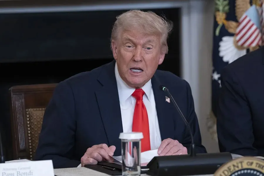TRUMP