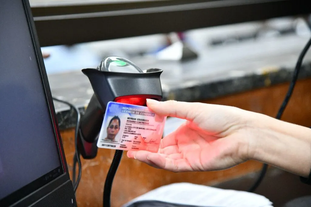 whatsapp-image-2025-04-25-at-200105-1024x682