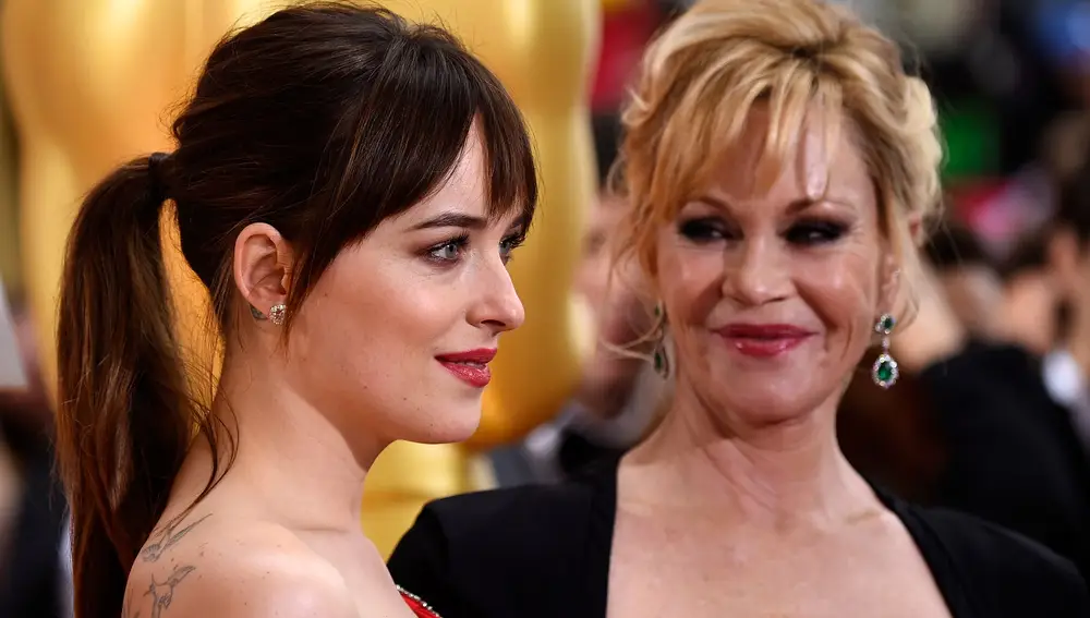 dakota-johnson-madre-melanie-griffith_58