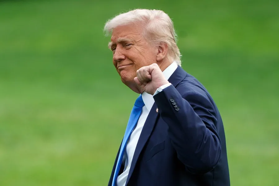 Donald_Trump_defensa
