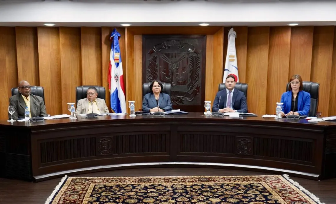 WhatsApp-Image-2025-10-28-at-7.06.16-PM-1140x694