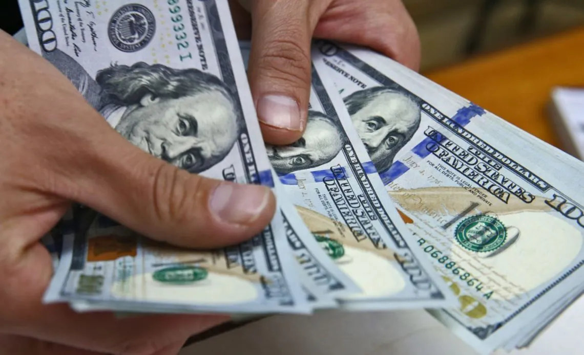 dolar-1140x694-1-1 (1)