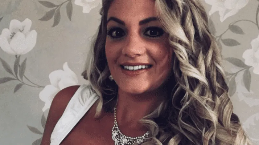 mujer-suicidio-madre_1.png_851672003
