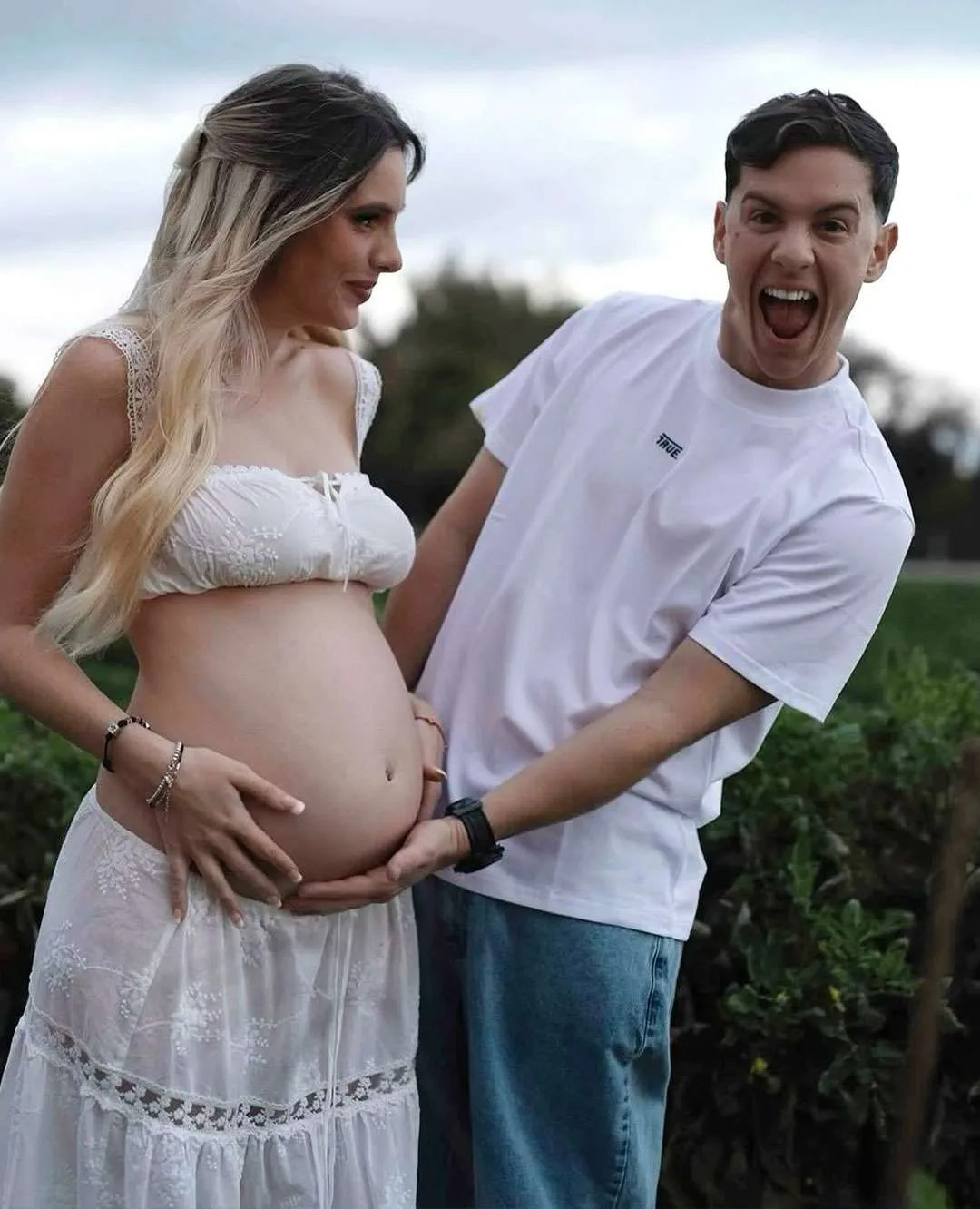lele-pons-pregnant-030925-2-88672acb84cf45bdae3c9af1d6baafab