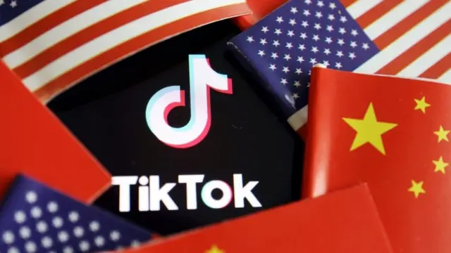 _113789818_tv062767125.jpg