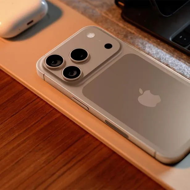 iphone-17-pro-concept-2