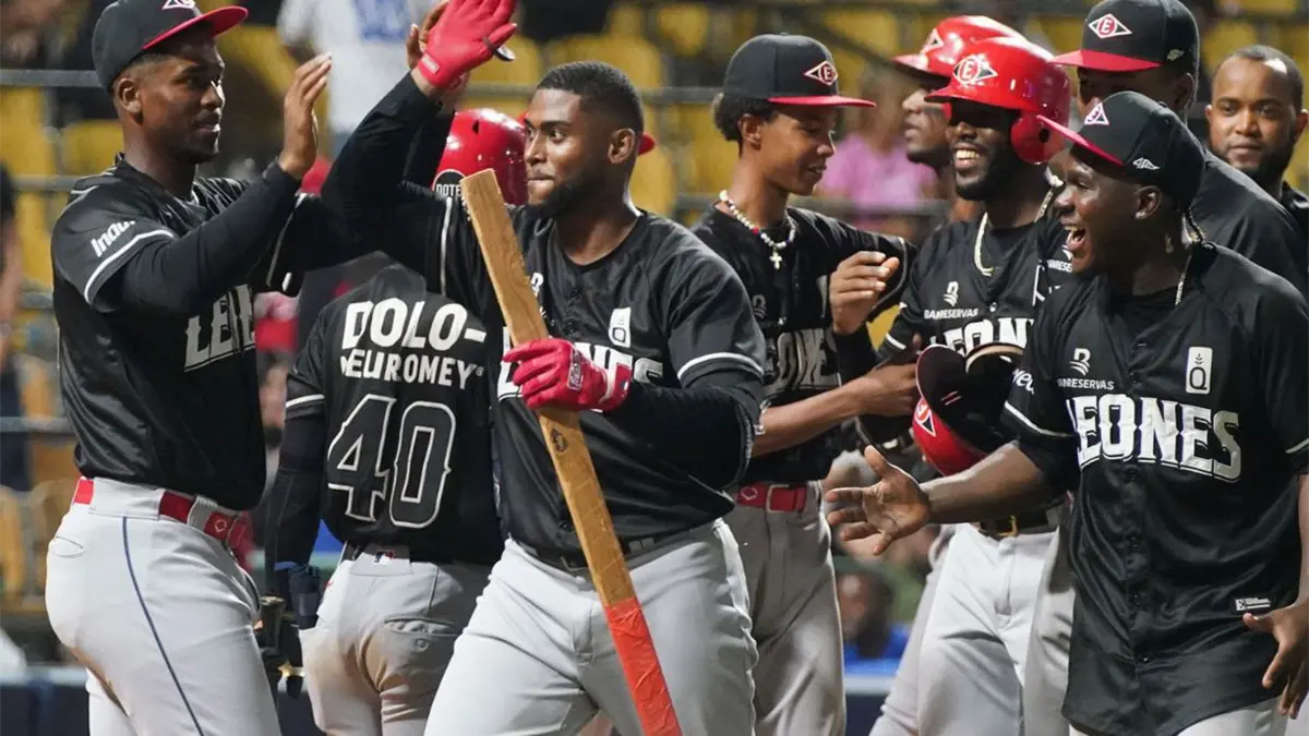 leones-del-escogido-logran-victoria-en-beisbol-dominicano-2caba39f-focus-0-0-1200-675
