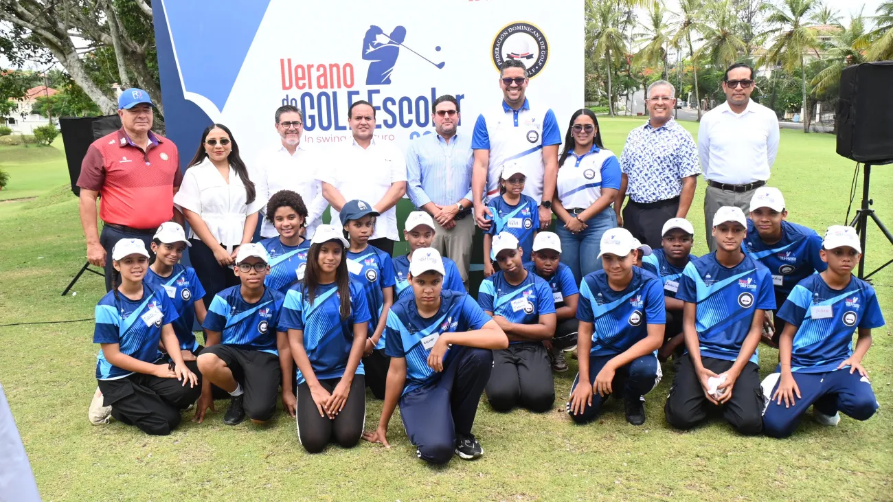 PIE DE FOTO INEFI GOLF 1 El presidente de la Federación Dominicana Golf,