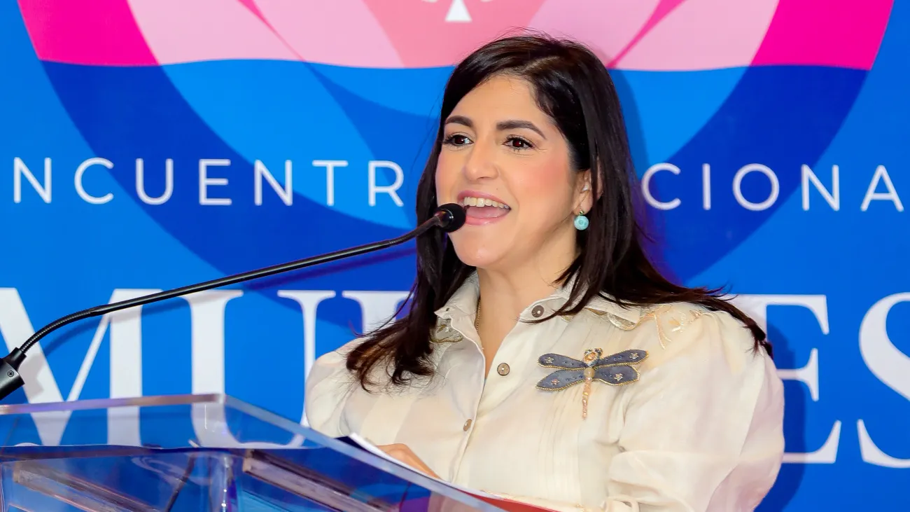Biviana Riveiro Disla, directora (3)