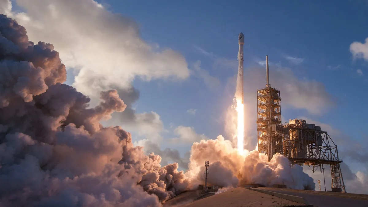 spacex-uj3hvdfquji-unsplash_7d3a