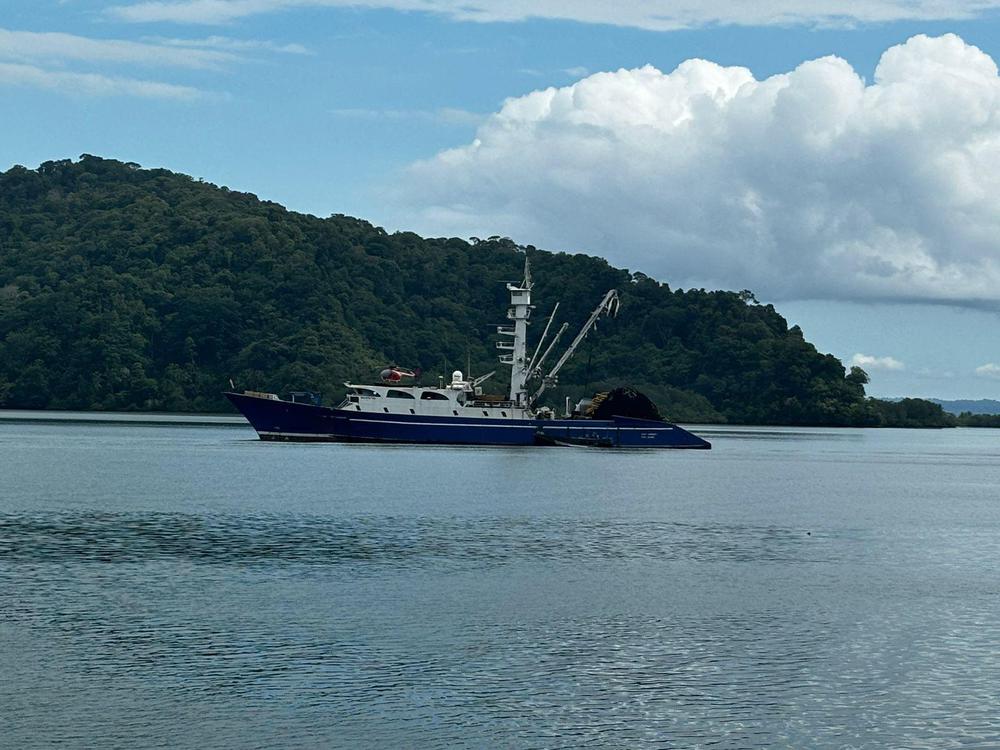 barco_explotacion_golfito_1_ca4be79ad5