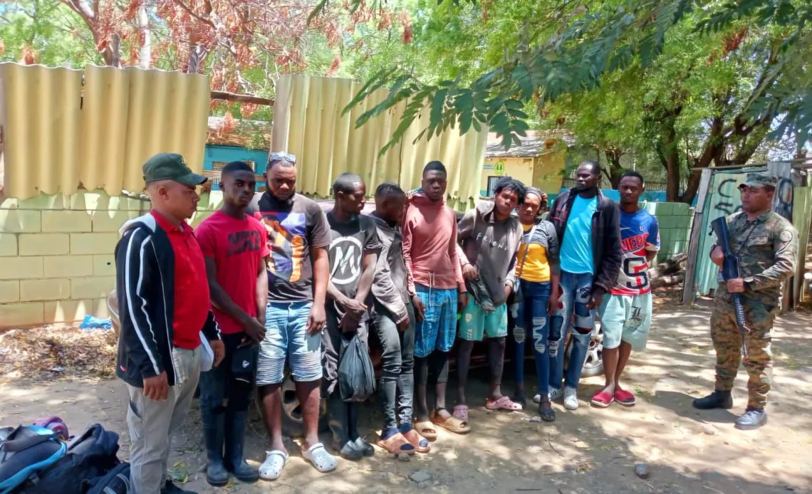 En-Montecristi-haitianos-1140x694