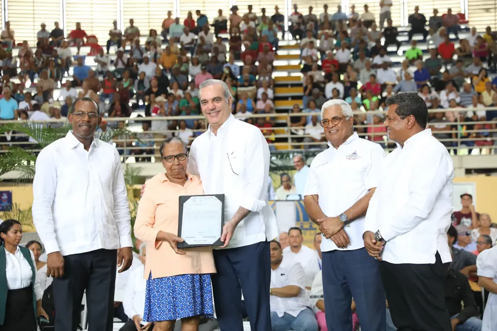 WhatsApp Image 2025-12-05 at 1.54.01 PM