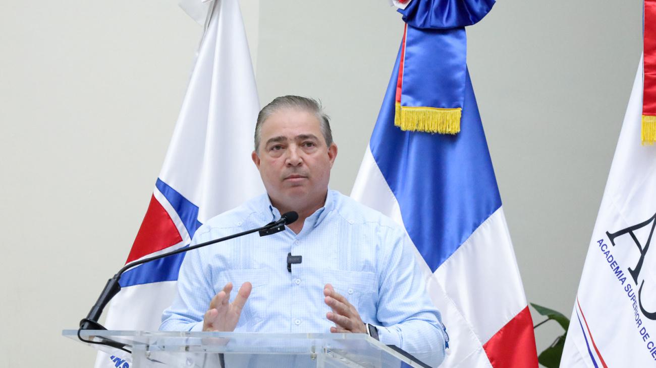Héctor Porcella, director general del IDAC (2)