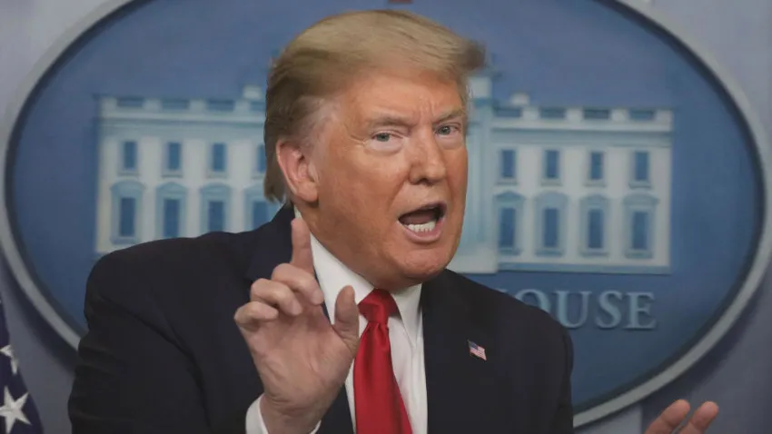 trump-molesto-preguntas-foto-archivo