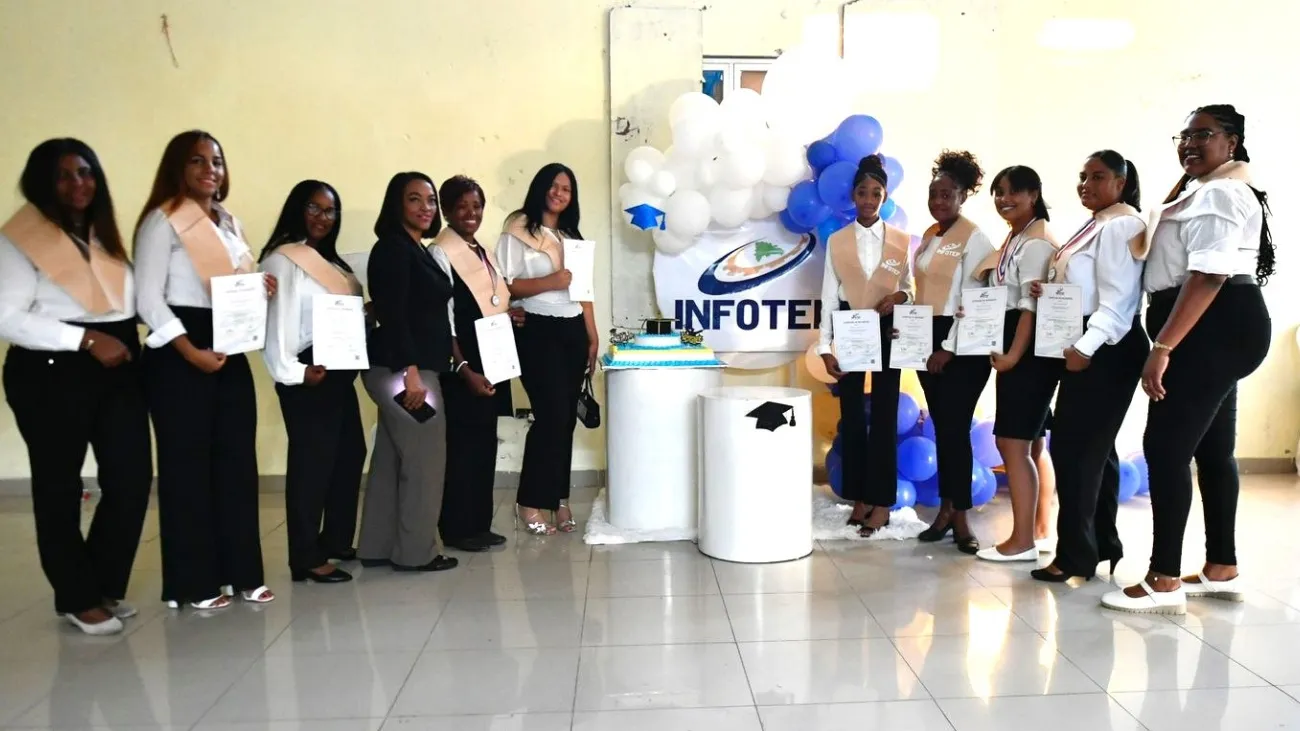 INFOTEP entrega certificados en La Caleta