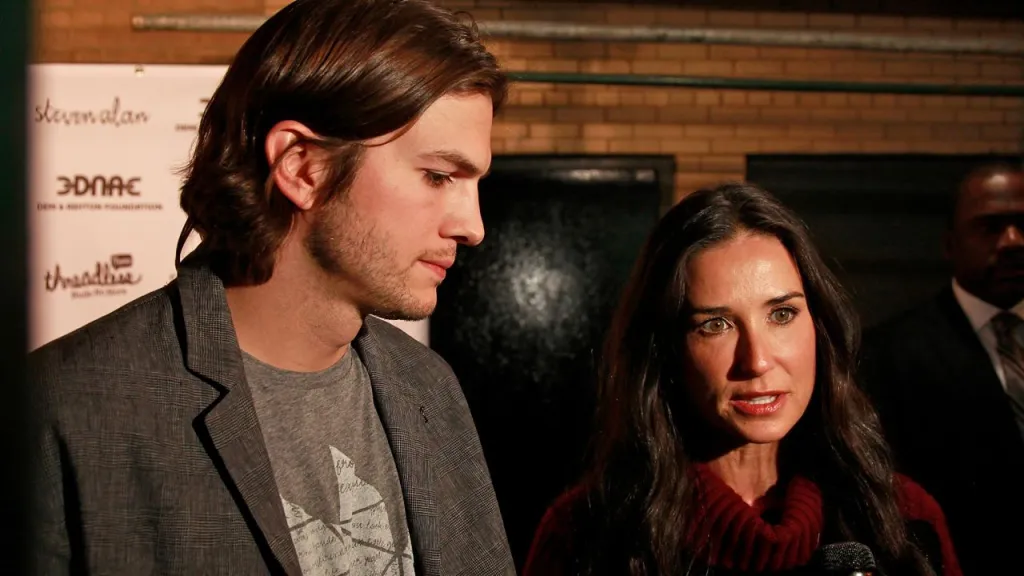 230131191151-ashton-kutcher-demi-moore-file-013123