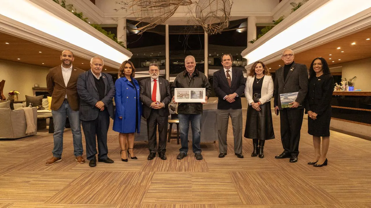 WhatsApp Image 2025-10-28 at 18.42.48 (1)