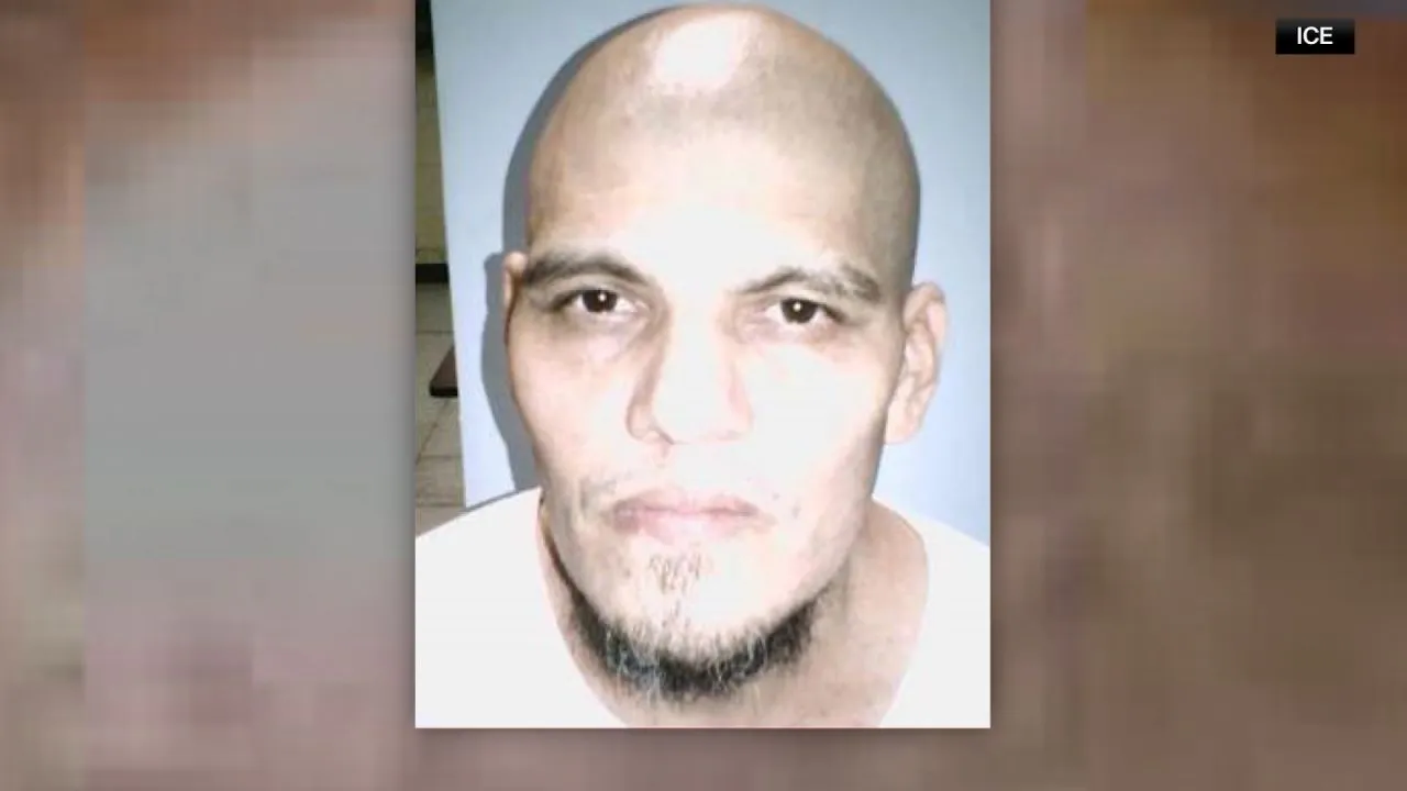 still-21484955-21675-584-still