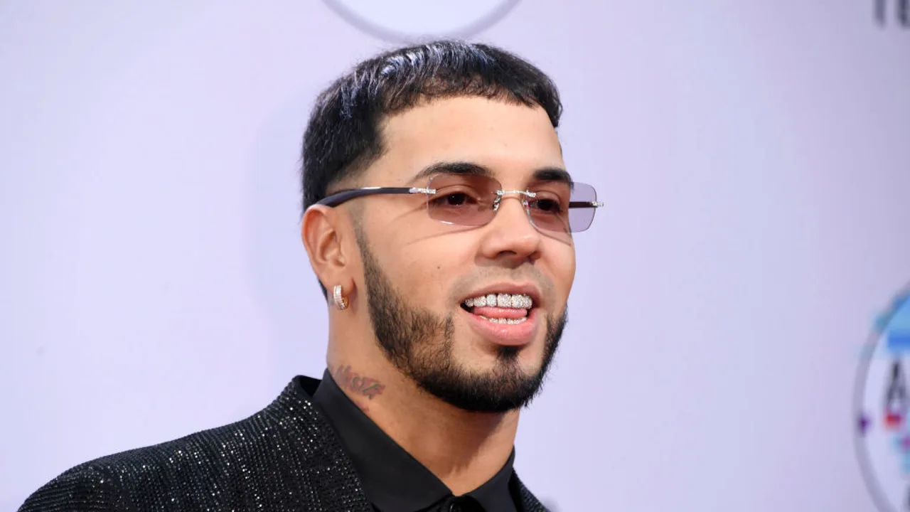 Las gafas de discount anuel