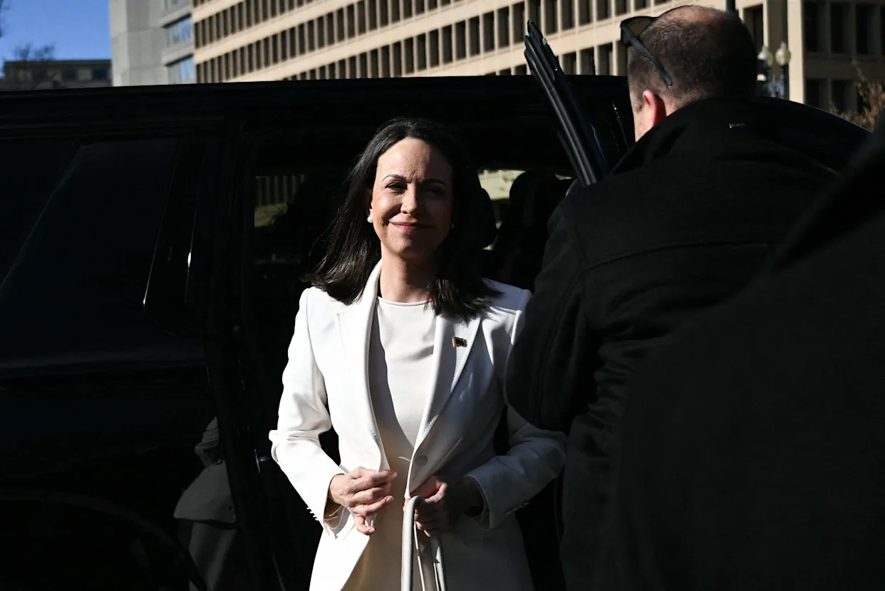 83ccc60a53f2d627791a25ffe4f5fb51