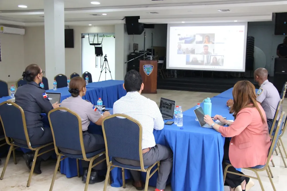 e568a36e-7519-4c08-8d58-8ffa945b3cc3