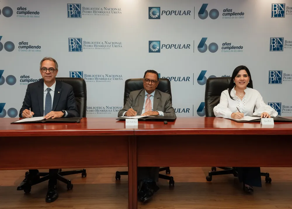 6JA06557-Jose-Marmol-Rafael-Peralta-Romero-y-Mariel-Bera