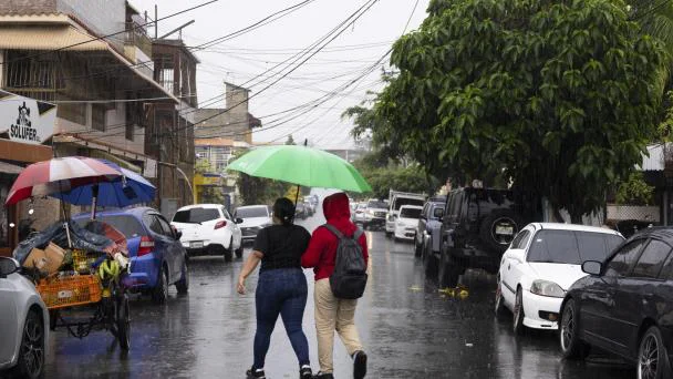 16052025---lluvia-en-santo-domingo---matias-boncosky01-1a743a9c-focus-0-0-608-342