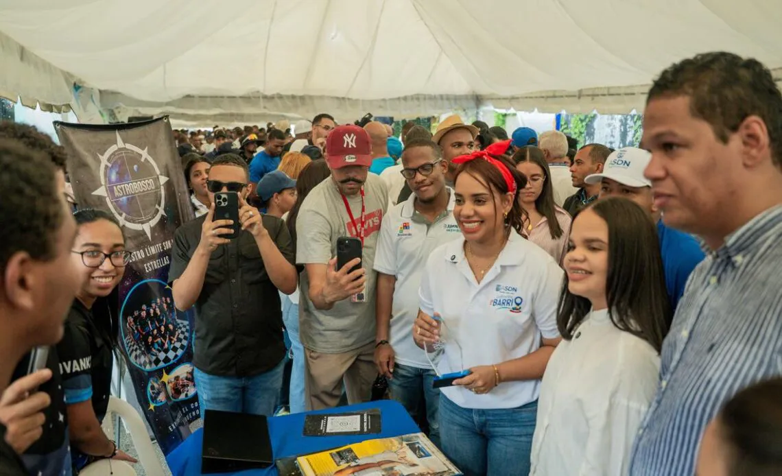 Alcaldia-en-el-barrio-1140x694 (1)