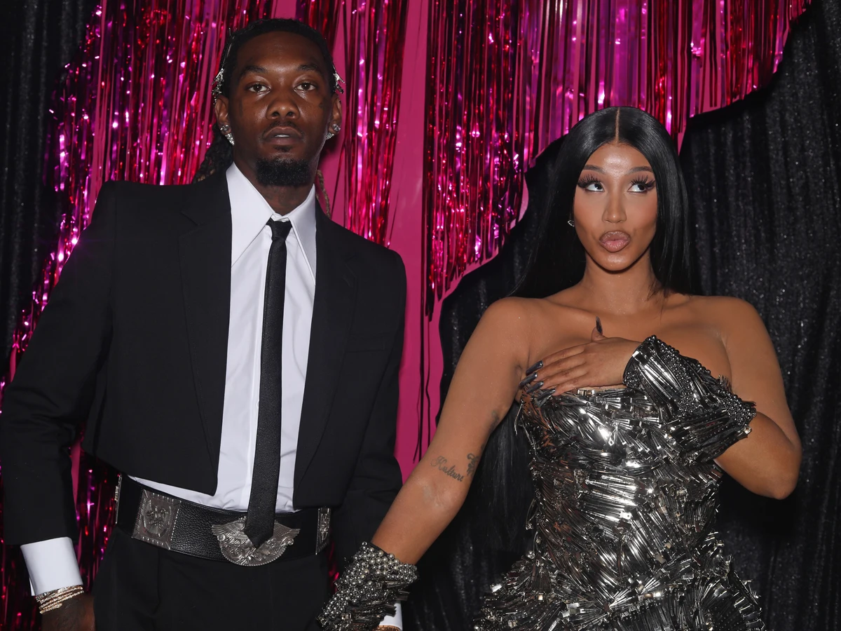 cardi-offset_103
