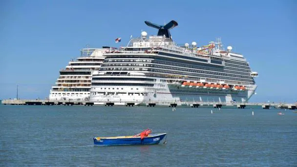 CRUCEROS-EN-PUERTO-PLATA