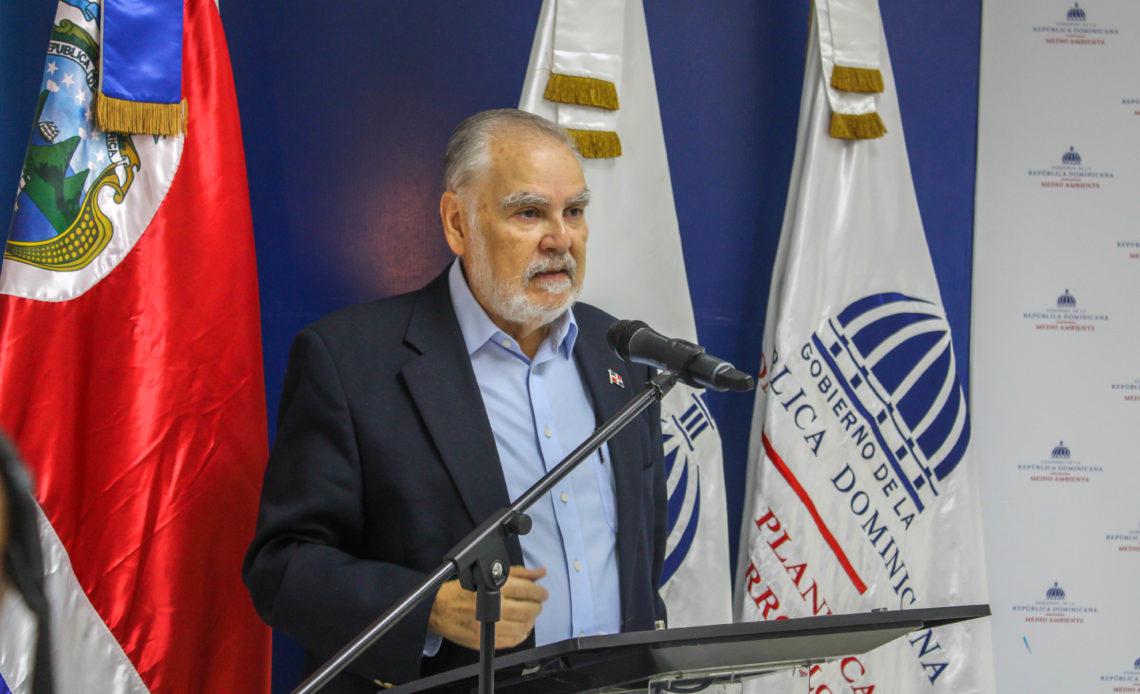 Foto-2.-Miguel-Ceara-Hatton-ministro-de-Medio-Ambiente-y-Recursos-Naturales.-1140x694