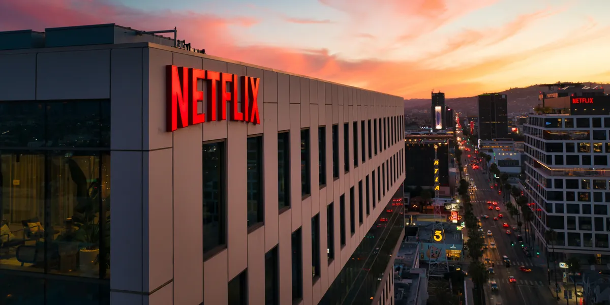 netflix-sign-on-a-building-at-sunset