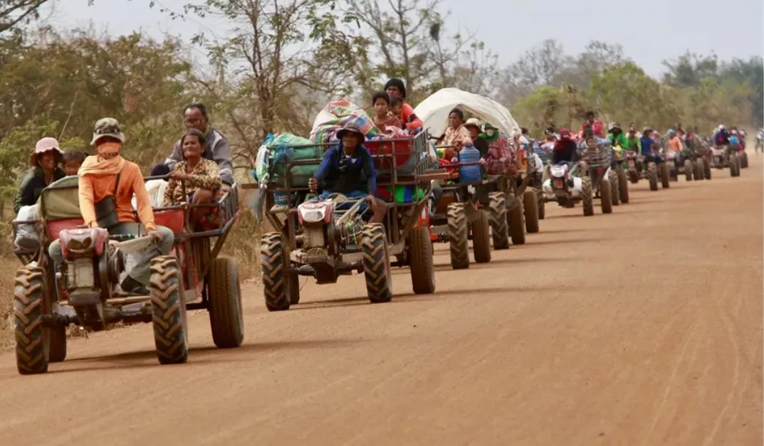 Collage-2025-12-27T090541.671