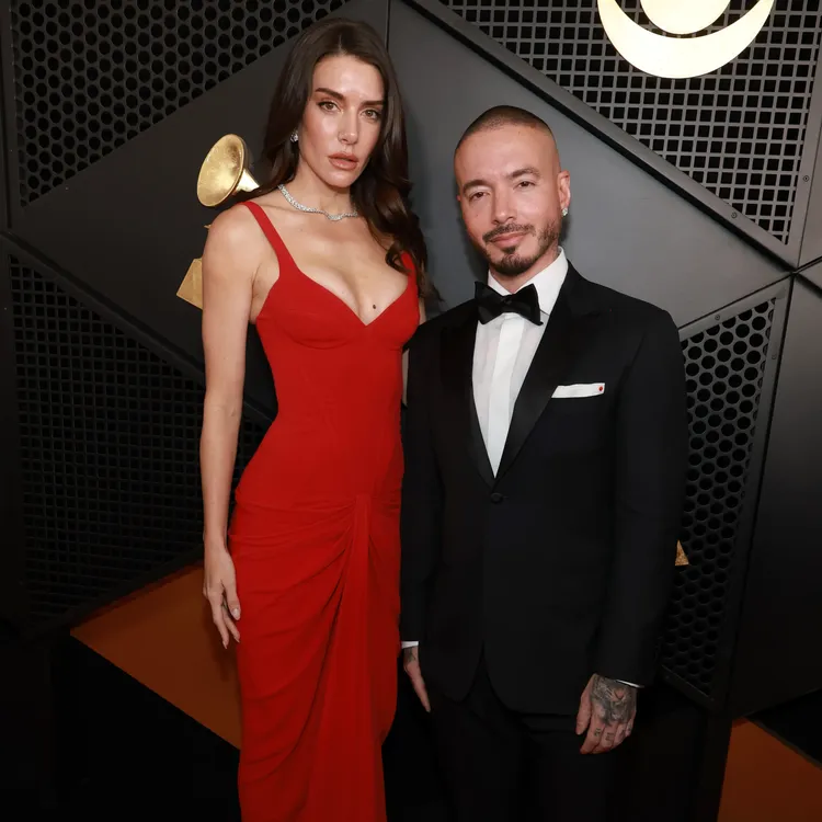 valentina-ferrer-y-j-balvin-grammys-2026
