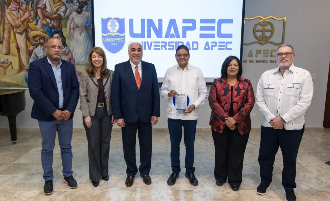 UNAPEC-COE-1140x694