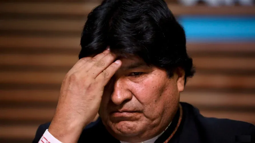 Evo-Morales-pensativo