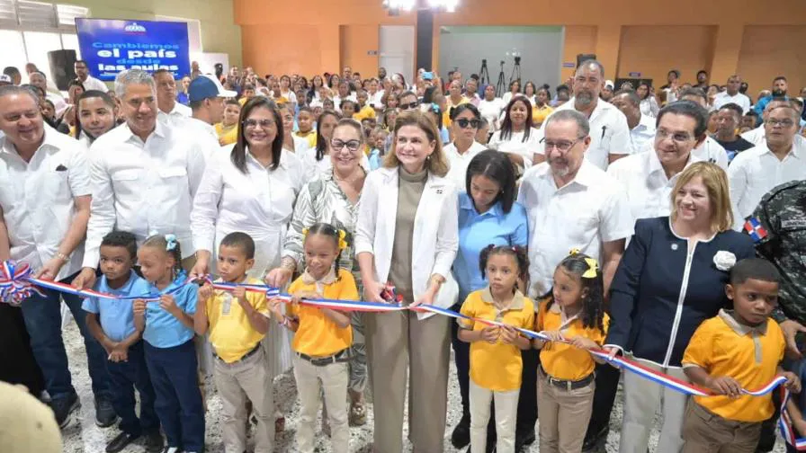 raquel-pena-inaugura-escuela-en-villa-gonzalez-focus-0-0-896-504