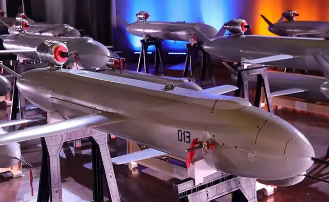 el-peklo-ucraniano-mezcla-de-misil-y-dron