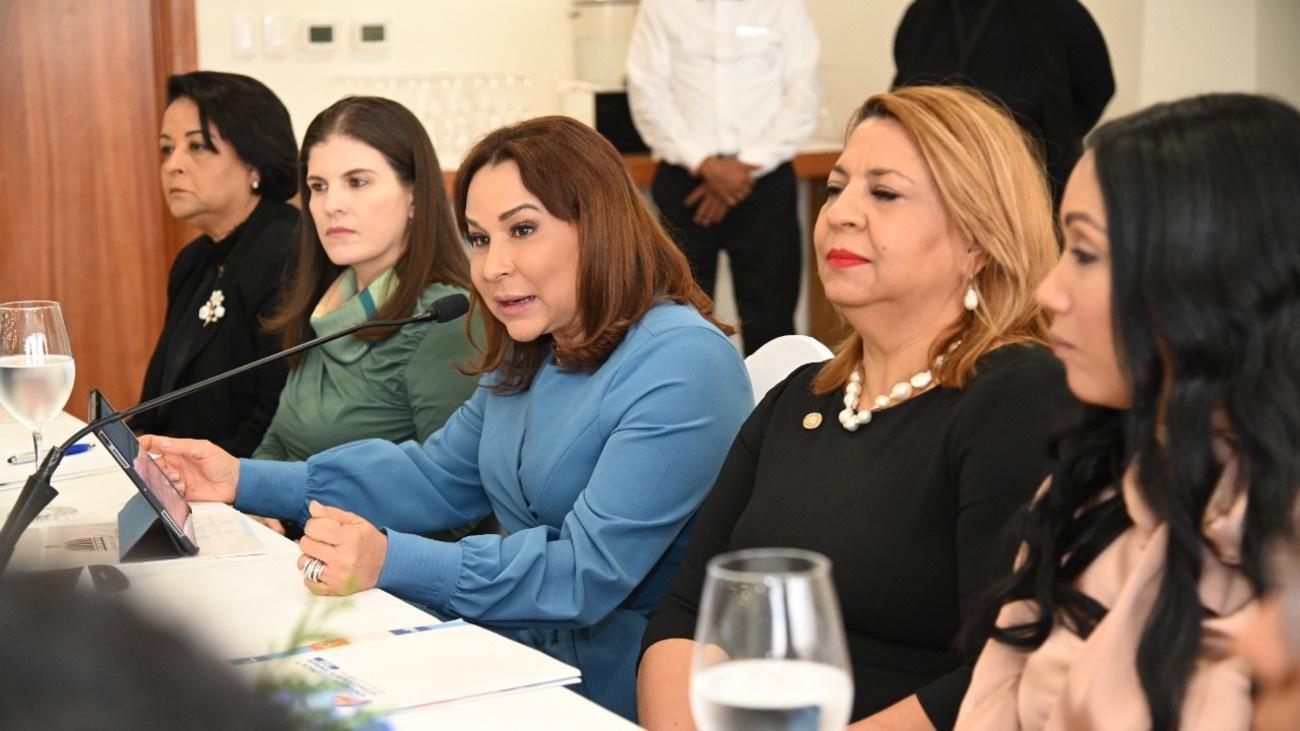 Ministra Mujer