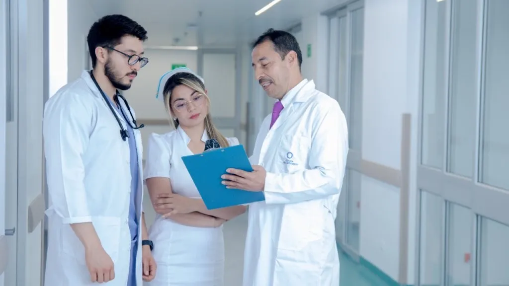 674f06836858c_medico