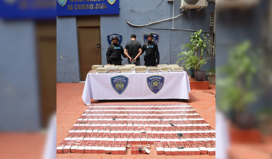 Hombre-apresado-con-cigarrillos-de-contrabando-y-presunta-marihuana